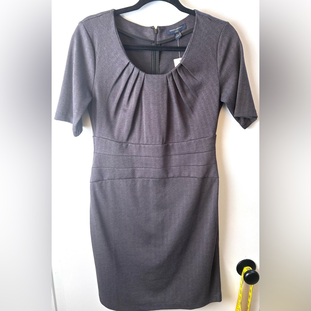 NWT Banana Republic Ruched zig zag patterned Dress